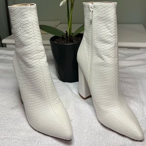 Women’s White Leather Heel Boots